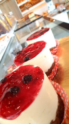 Comentarii opinii despre Bakery (Panadería-Confitería)