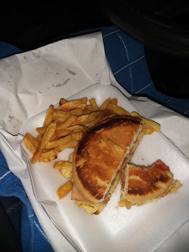 -4999, Av. Almte. Brown 4727, Santa Fe de la Vera Cruz