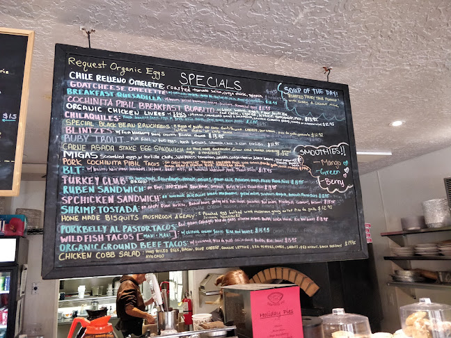 Comentarii opinii despre Tune-Up Café