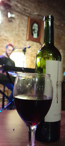 HNM, Chacabuco 3627, B7600 Mar del Plata, Provincia de Buenos Aires