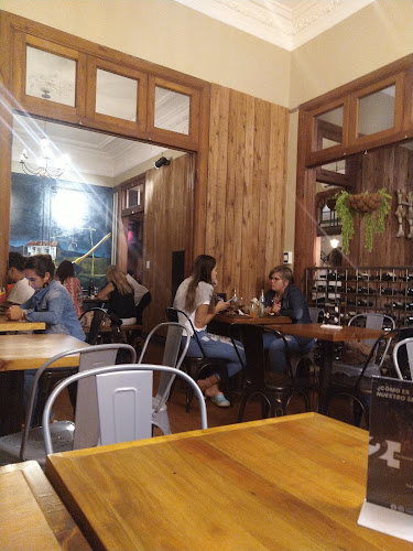 Comentarii opinii despre Hueso - Parrilla & Bar