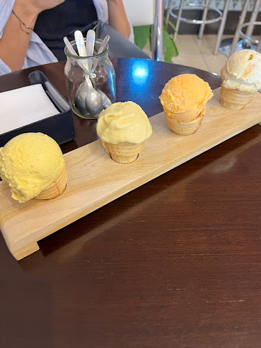 Opinii despre Vasko helados în Acassuso - Gastronomía y hostelería