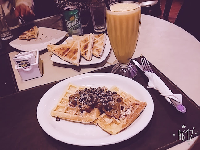 Opinii despre miradas al rio cafe en tigre în Gral. Pacheco - Gastronomía y hostelería