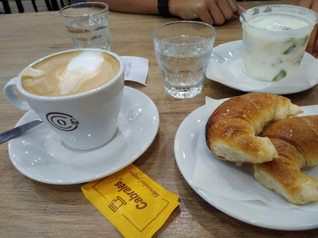 Shopping Portal Tucumán, Cariola 42 Local 1063, T4107 Yerba Buena, Tucumán