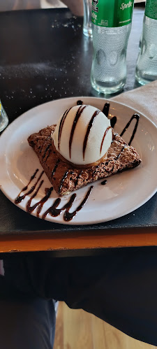 Av. Julio Argentino Roca 97, U9120 Puerto Madryn, Chubut