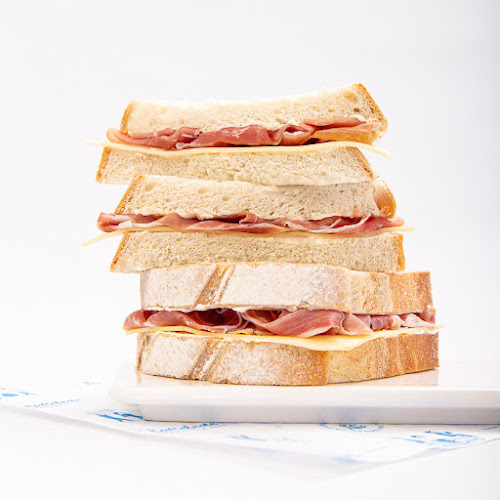 Obispo Salguero 512, X5000 Córdoba