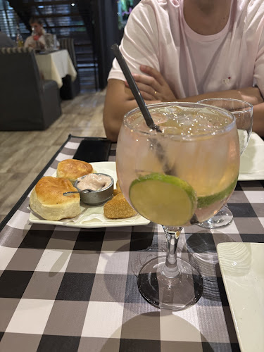 Opinii despre Mendieta Complejo Gastronómico în Posadas - Gastronomía y hostelería