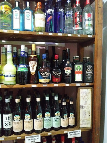 Opinii despre La Barrica Vinoteca în Paraná - Gastronomía y hostelería