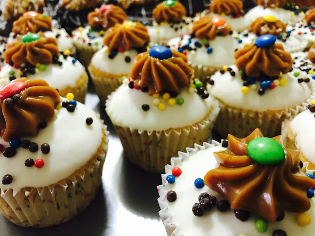 Opinii despre Panaderia y Confiteria Maria Jose în Santo Tomé - Gastronomía y hostelería