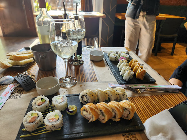Teppanyaki Sushi Bar - Gastronomía y hostelería