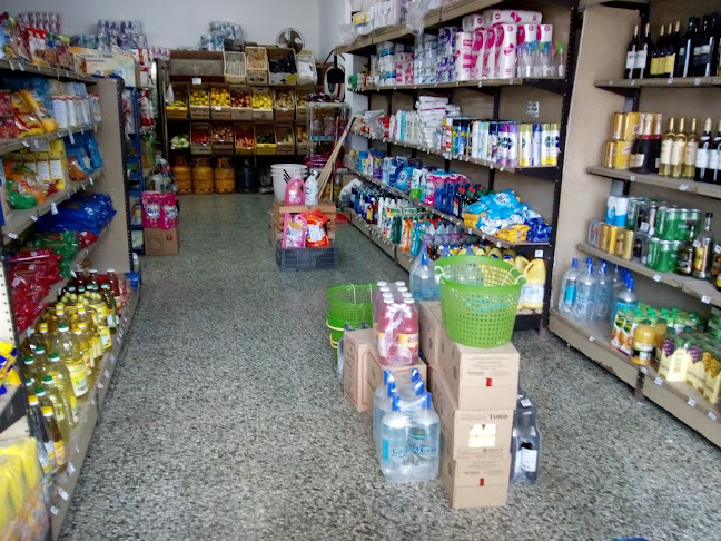 Comentarii opinii despre Los árboles autoservicio