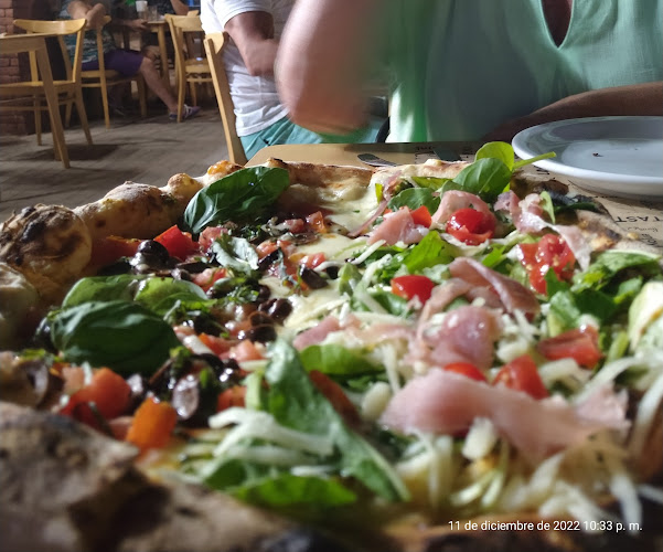 Alto Gandhi Pizza Napoletana - Córdoba