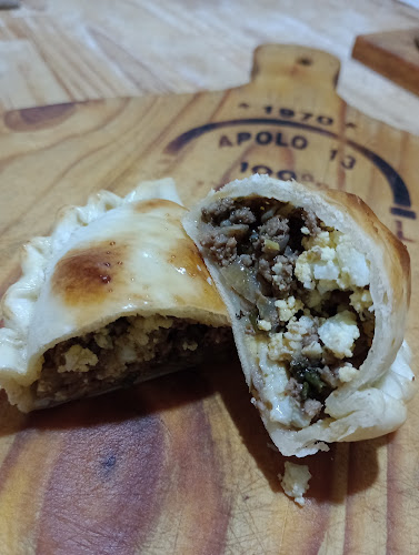 Pizzería y empanadas APOLO 13 - Sarandí
