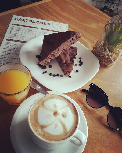 Opinii despre Bartolomeo-Coffee Resto Bar în Salta - Gastronomía y hostelería