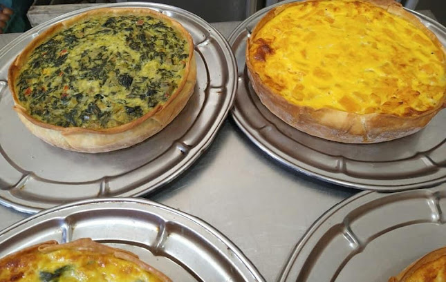 Av. Tehuelches 199, U9000 Comodoro Rivadavia, Chubut