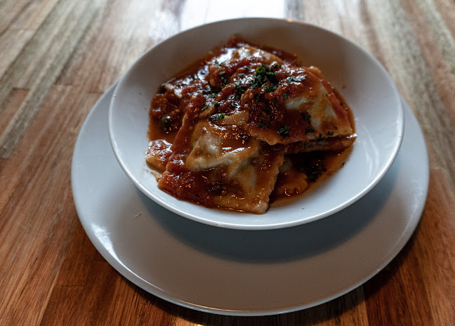 Av. Guillermo Rawson 153, U9120 Puerto Madryn, Chubut