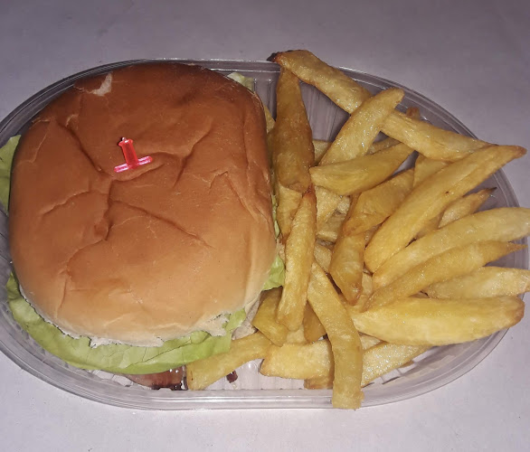 Valparaiso 375, B1828GSG Ingeniero Budge, Provincia de Buenos Aires