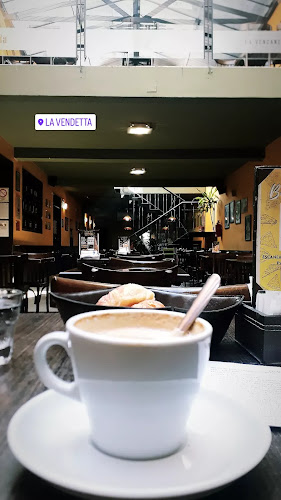 La Vendetta Avenida Pellegrini