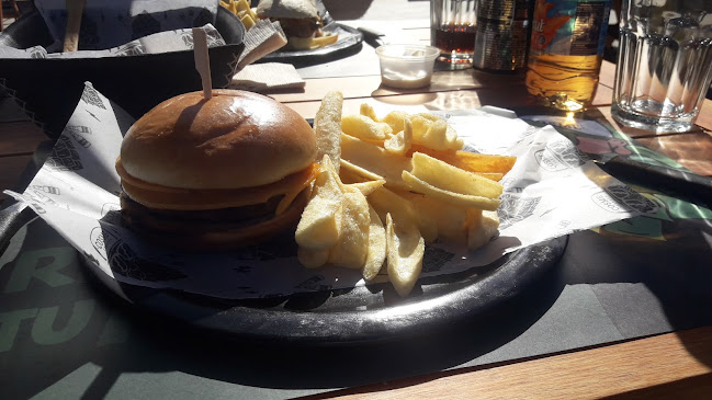 Pub y Restaurante "Cosme" | Alberdi - Rosario