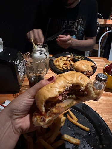 Opinii despre Brothers în Necochea - Gastronomía y hostelería