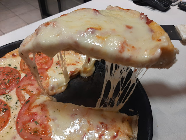 Son de 10 empanadas y pizzas - Gastronomía y hostelería