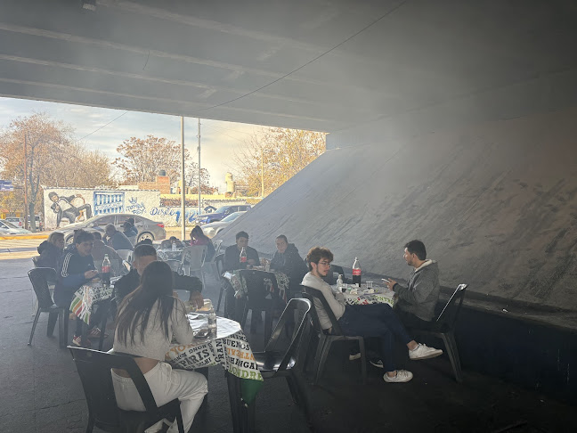 Choris "Matilde" De Abajo Del Puente. - Gastronomía y hostelería