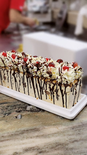 Avda. José Altube 1899 esquina, Gelly y Obes, B1665 José C. Paz, Provincia de Buenos Aires