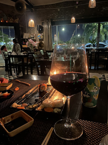 Comentarii opinii despre Nómades Sushi Bar & Restaurante Gourmet