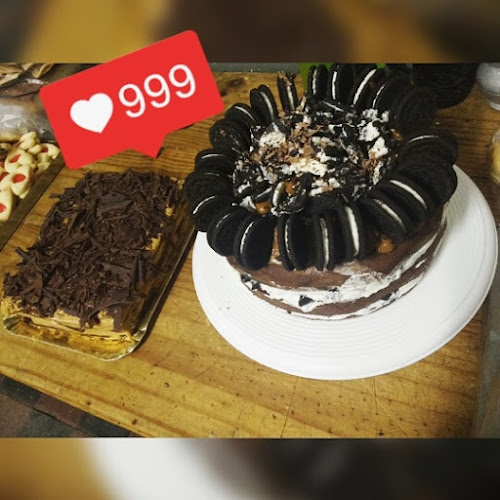 Panadería y Confitería 13 De Diciembre - Gastronomía y hostelería