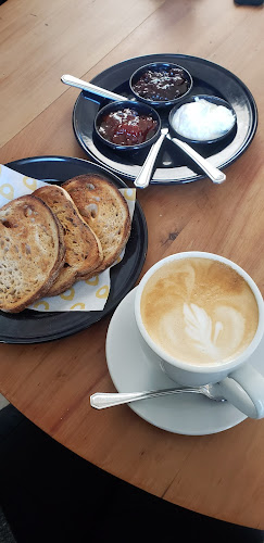 Av. Juan Segundo Fernández 147, B1642 San Isidro, Provincia de Buenos Aires