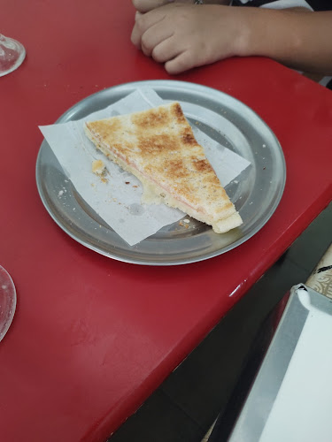 Frutillita helados/ cafe/ panaderia