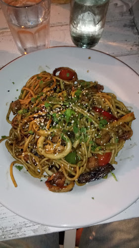 Comentarii opinii despre Flora Sunset Bar.