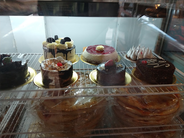 Av. Pres. Bernardino Rivadavia 1420, B1824 Valentín Alsina, Provincia de Buenos Aires