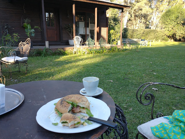 Esquina Chubut, Cafe Yapa