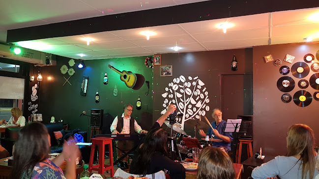 Resto walkiria - Olivos