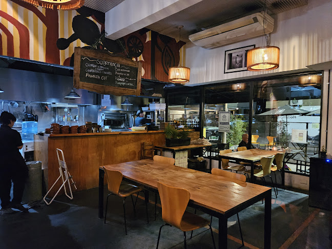 Comentarii opinii despre CUT Resto