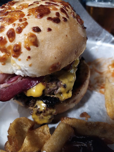 Hipólito Bouchard 1402, B1846 Adrogué, Provincia de Buenos Aires