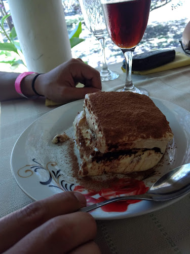 Av. San Martín 3210, X5223 Col. Caroya, Córdoba