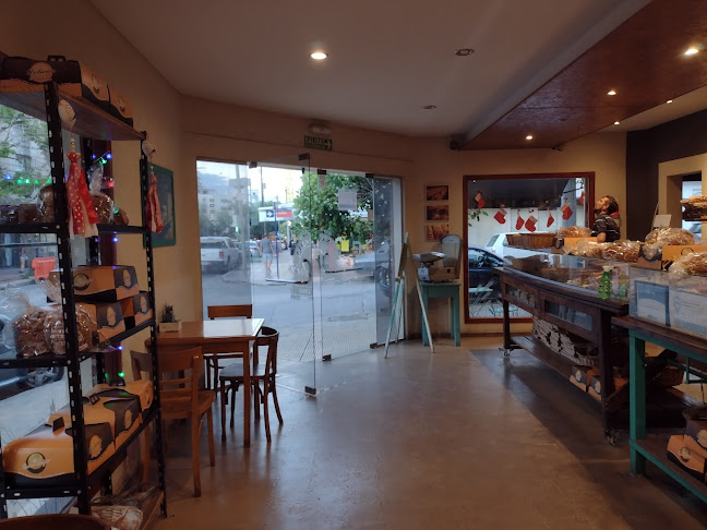 El Escondrijo Panadería