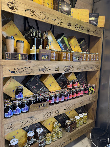 Comentarii opinii despre El Nazareno: Fábrica Familiar de Alfajores y Especialidades.