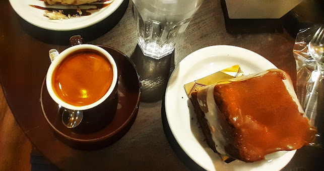 Comentarii opinii despre El Nazareno: Fábrica Familiar de Alfajores y Especialidades.