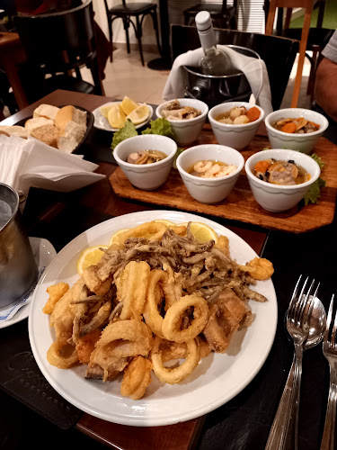 Av. Julio Argentino Roca 249, U9120 Puerto Madryn, Chubut