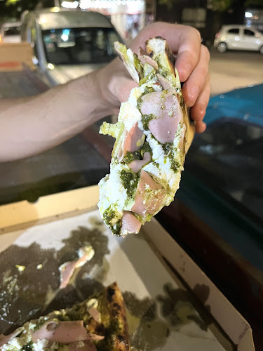 Comentarii opinii despre Artesanos Pizza Napoletana