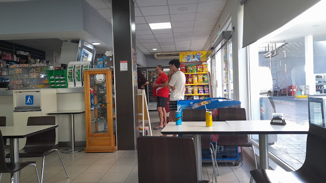 Cafeteria YPF - La Plata