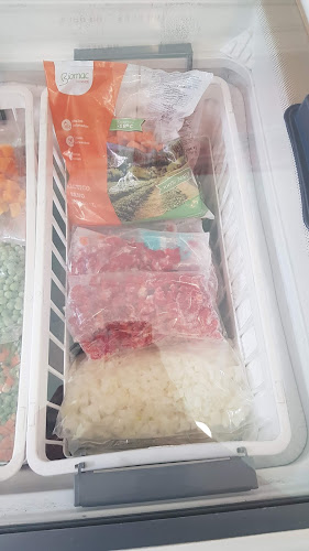 Opinii despre QÜEM - Frozen Market în FZN - Gastronomía y hostelería