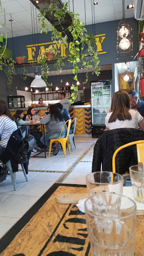 Opinii despre Factory în Santiago del Estero - Gastronomía y hostelería