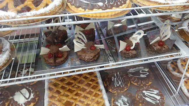 Opinii despre Panaderia la duquesa în Santa Fe de la Vera Cruz - Gastronomía y hostelería