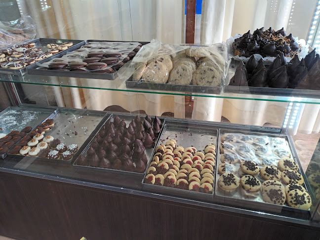 Av. Fortunato de la Plaza 4094, B7600 Mar del Plata, Provincia de Buenos Aires