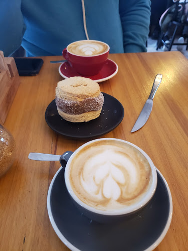 Edison Café - Junín