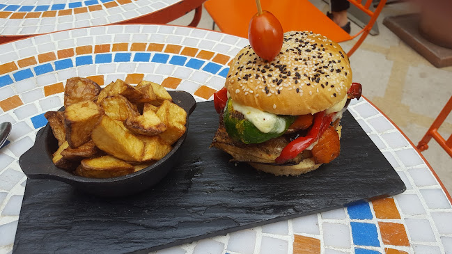 Mecenas. La casa de la familia Espiria